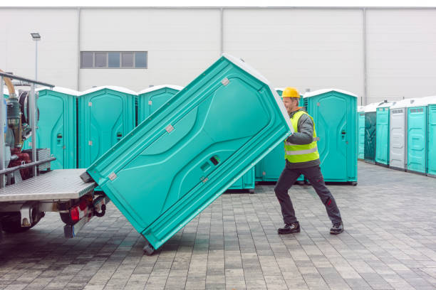 Best Porta potty rental near me  in Girard, OH