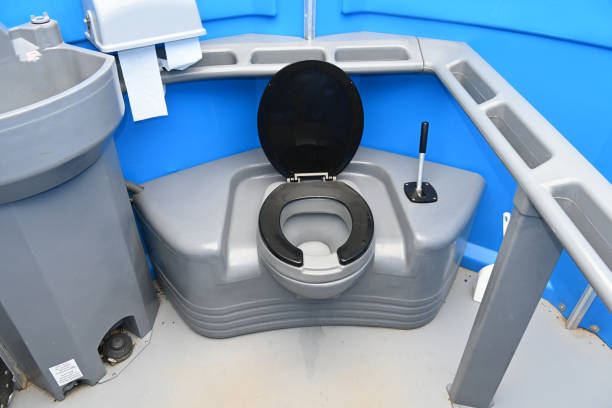 Best Portable toilet rental cost  in Girard, OH